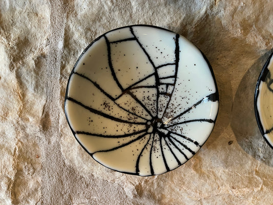 5.5" Fused glass Black/White bowls two-piece set