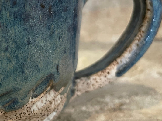 Stoneware coffee mug shades of blue P1001