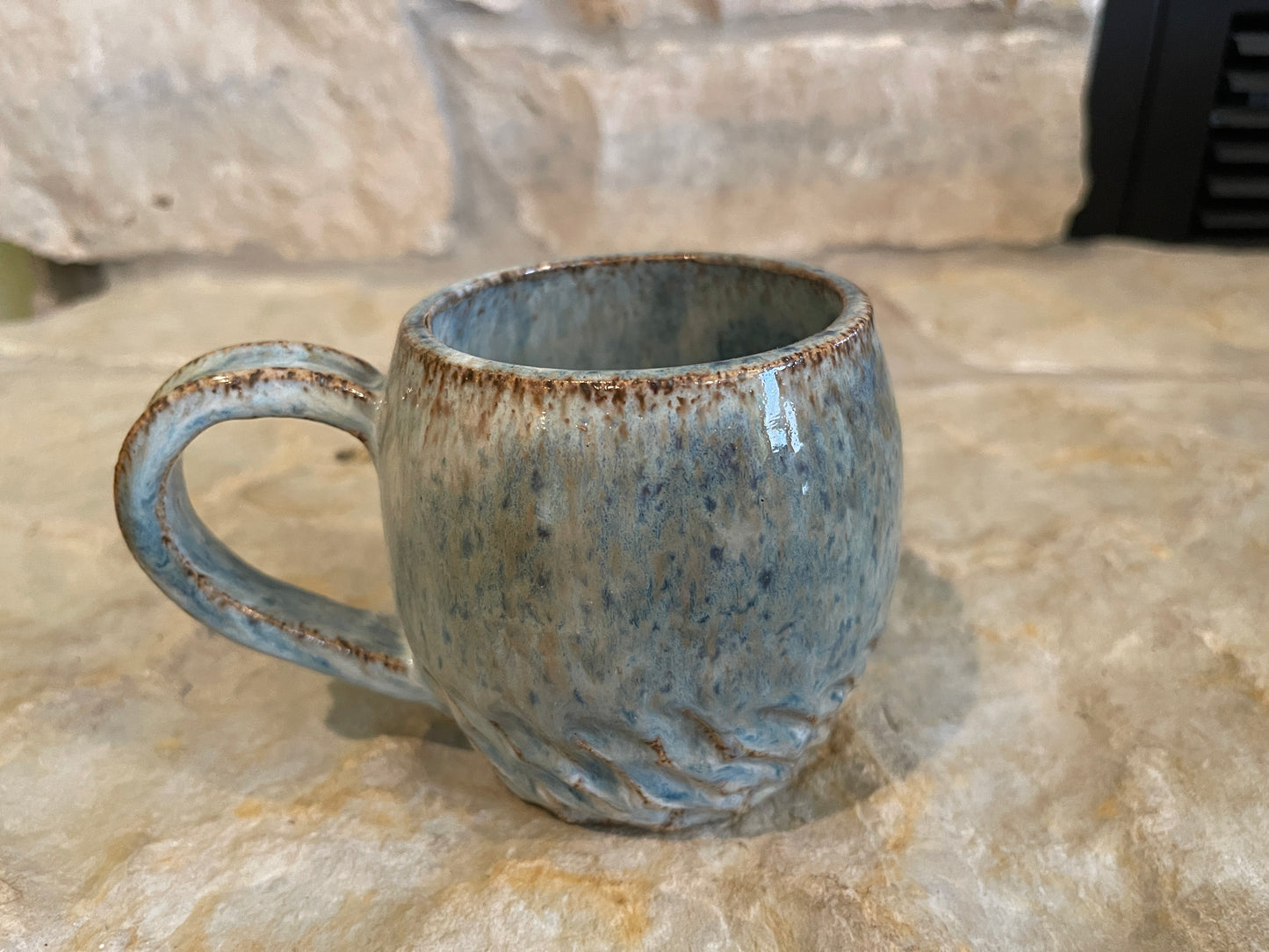 Stoneware coffee mug shades of blue P1004